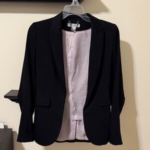 H& M Women's Black Blazer with Pink Lining
